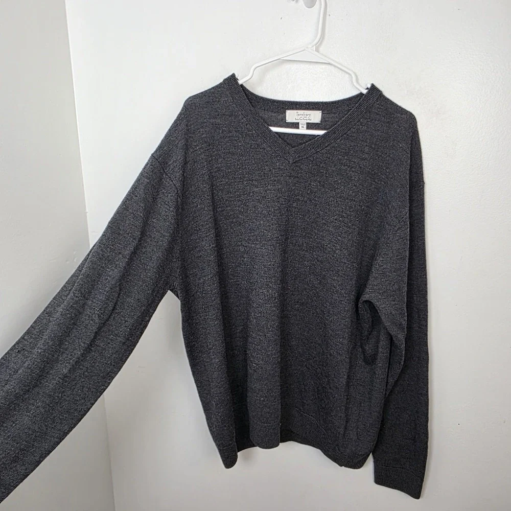 Turnbury Gray 100% Extra Fine‎ Merino Wool V-Neck Preppy Quiet Luxury Sweater XL